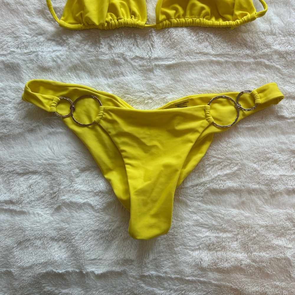 Beach Bunny Bikini - image 6